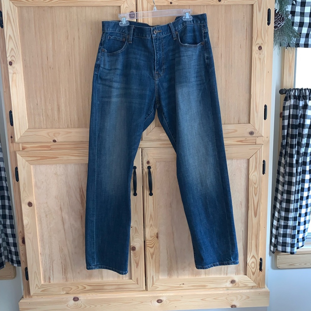Lucky Brand “221 original straight” denim jeans size 38 x 32